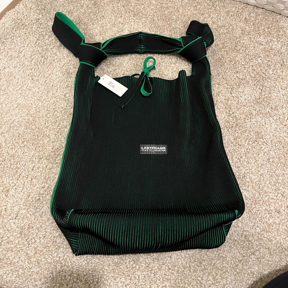Lastframe tote bag NWT